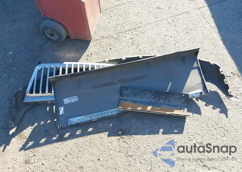 2002 Mercury Mountaineer из США, поврежденный, VIN 4M2ZU66K12ZJ39635